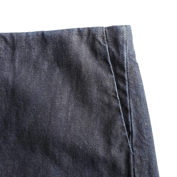 GAP Dark Wash Denim Mini Skirt - Picture 2 of 5